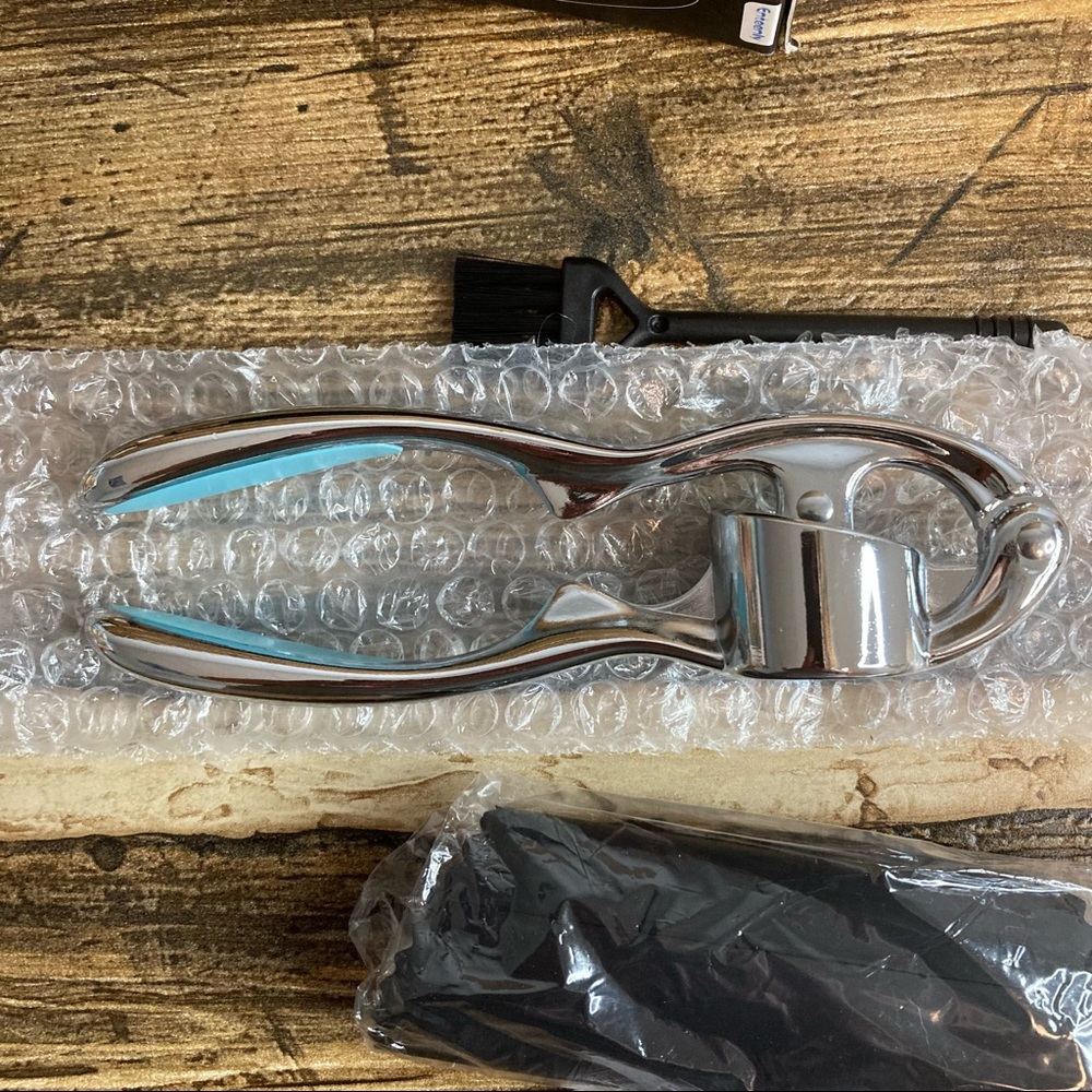 Garlic press🧄🧄 - Picture 3 of 4